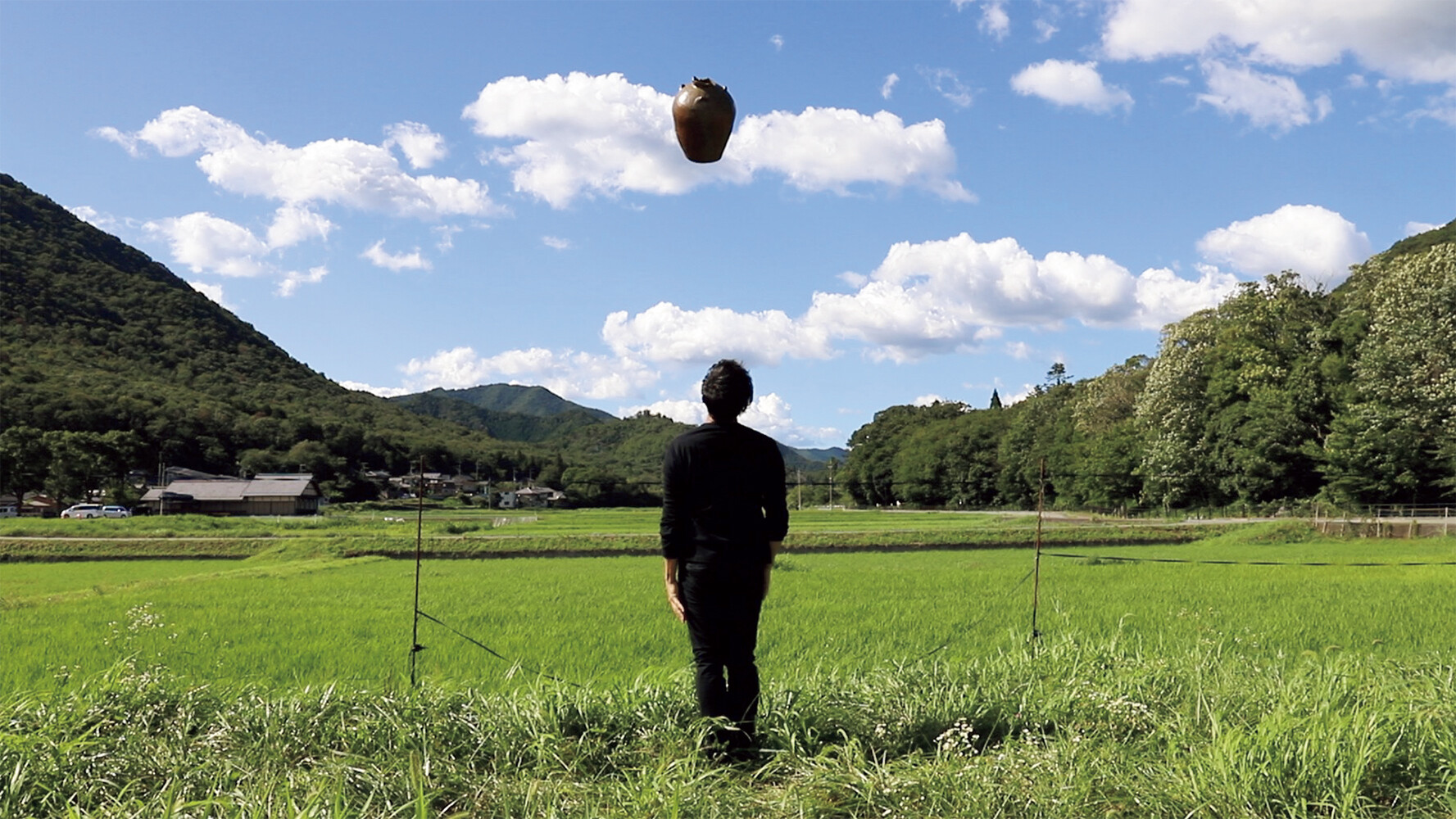 ＜時のかけら＞ 2020 年／「No Manʼs Land̶ 陶芸の未来、未だ⾒ぬ地平の先̶」（兵庫陶芸美術館 2021 年）出展作品©︎Yukinori Yamamura,2021